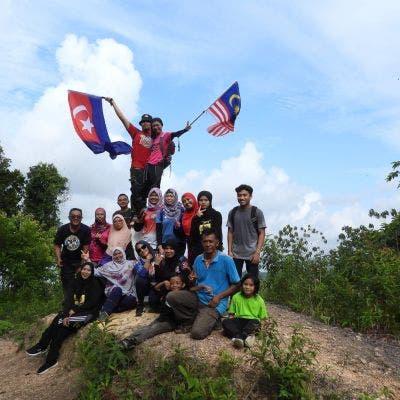Belungkor Hill Hiking Experience with Transfers from Desaru Coast (Shared)