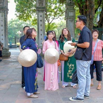Hanoi: Full-Day City Tour and Water Puppet Show Group by Bus