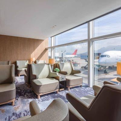 Hong Kong International Airport (HKG) - Plaza Premium Lounge