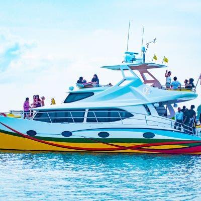 Paradise 101 - Super Deal 1: Shared Sunset Cruise + Banana Boat Ride or Kayaking